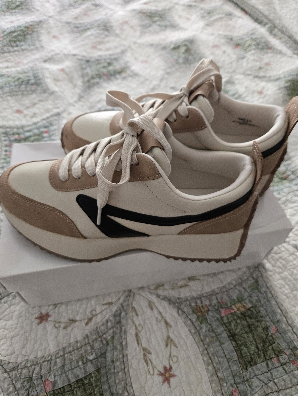 Dolce Vita Beige, Cream & Black Platform Sneakers